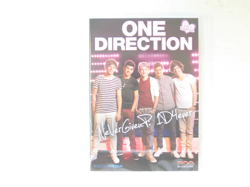 Copertina di Never Give Up: 1d4ever