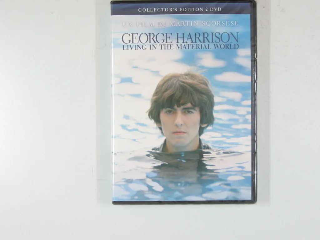 Copertina di Living In The Material World