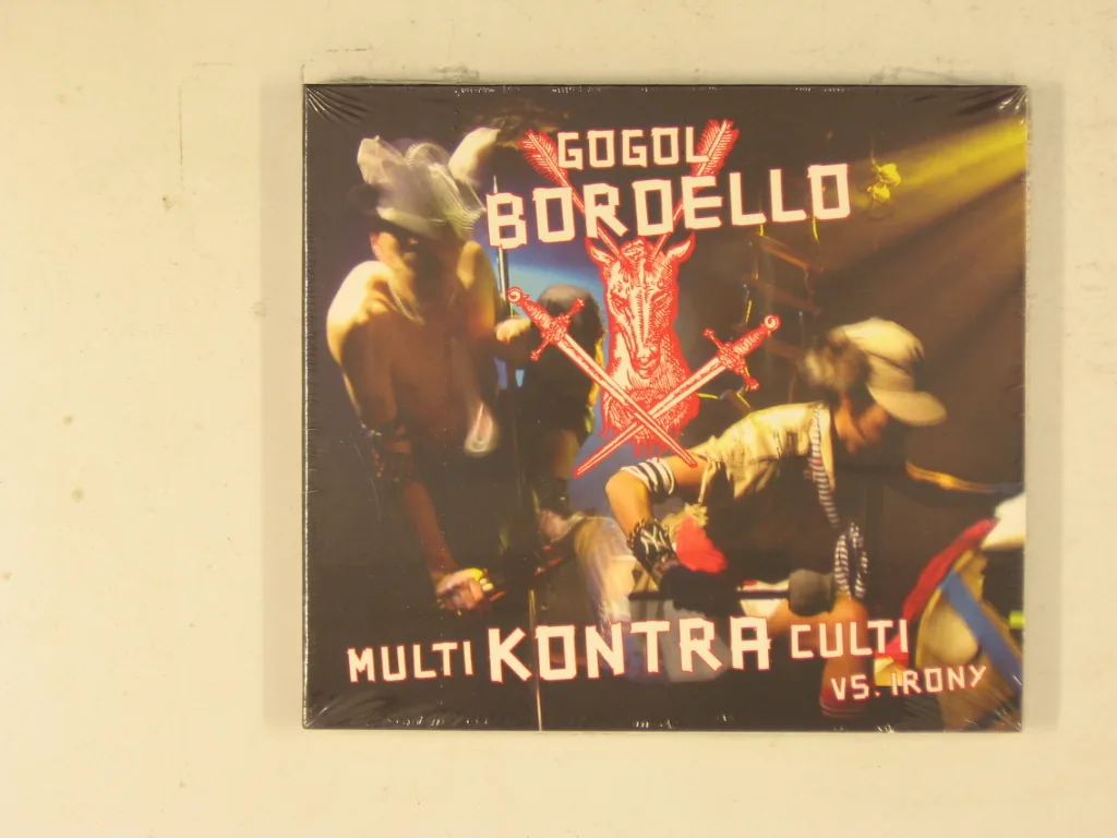Copertina di Multi Kontra Culti