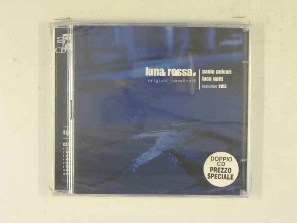 Copertina di Luna Rossa