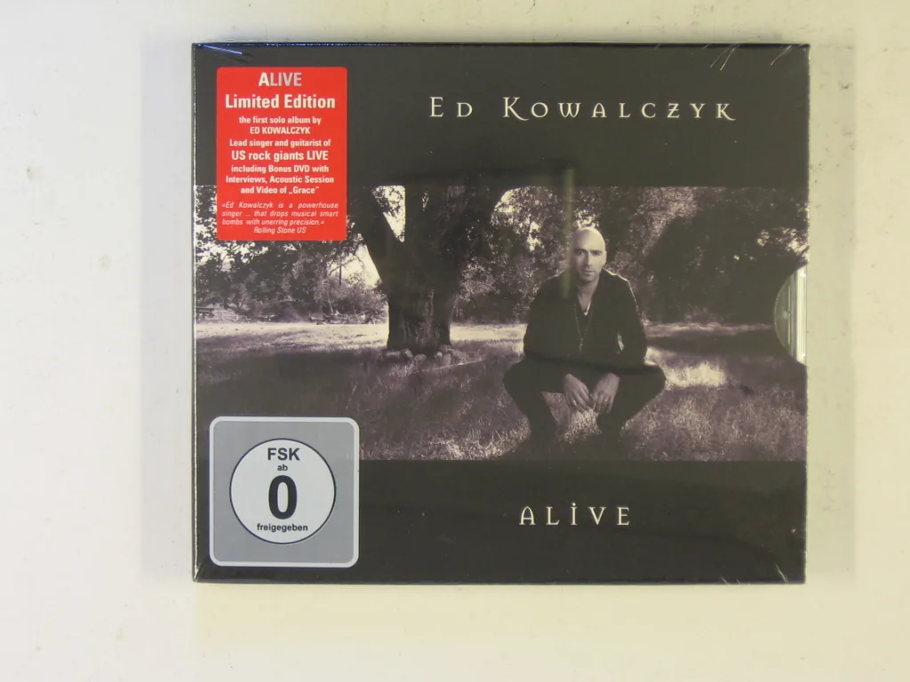 Copertina di Alive