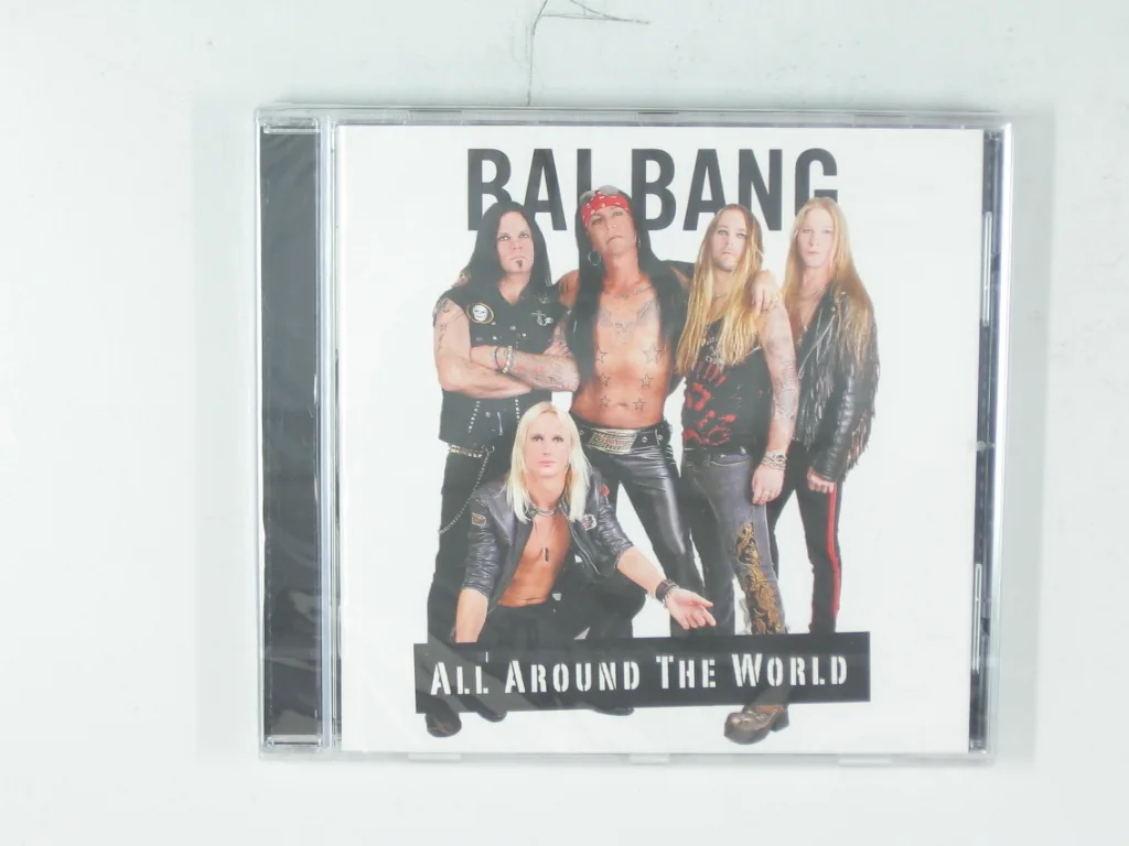 Copertina di All Around The World