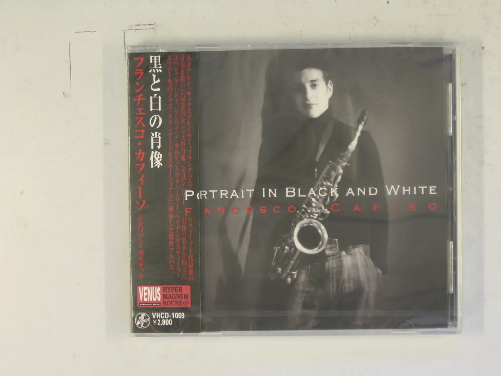 Copertina di Portrait In Black And White