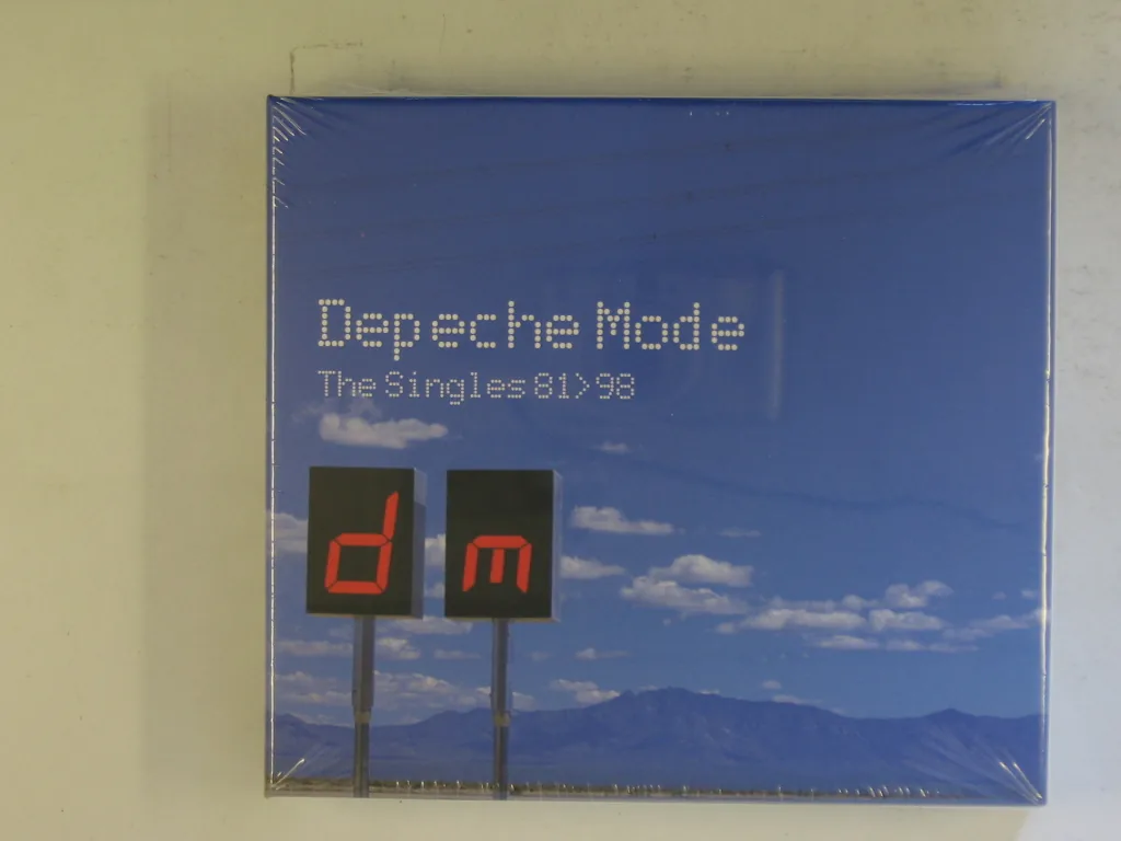 Copertina di The Singles 81-98
