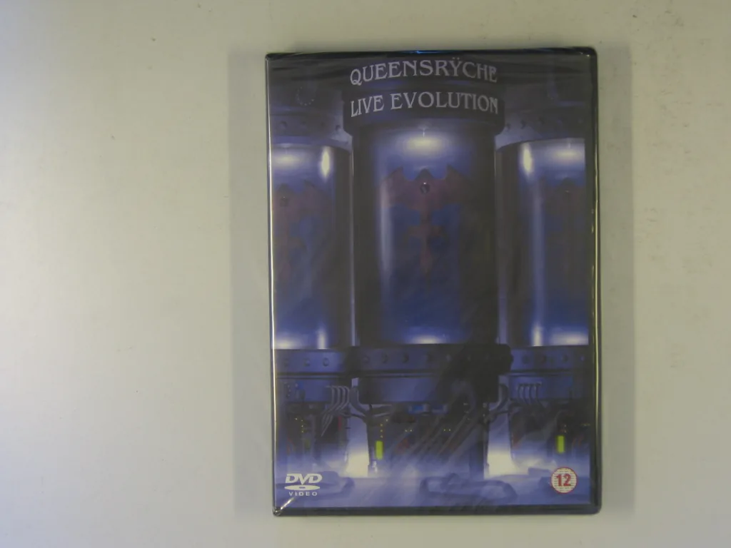 Copertina di Live Evolution