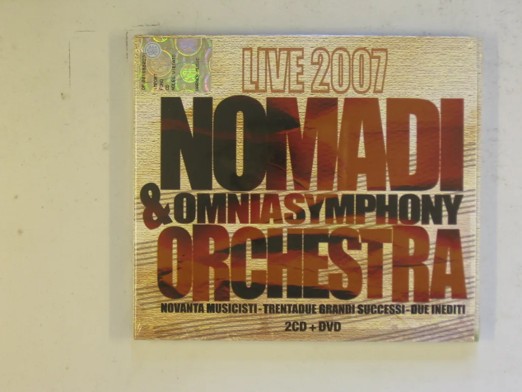 Copertina di Nomadi & Omnia Symphony Orchestra Live 2007