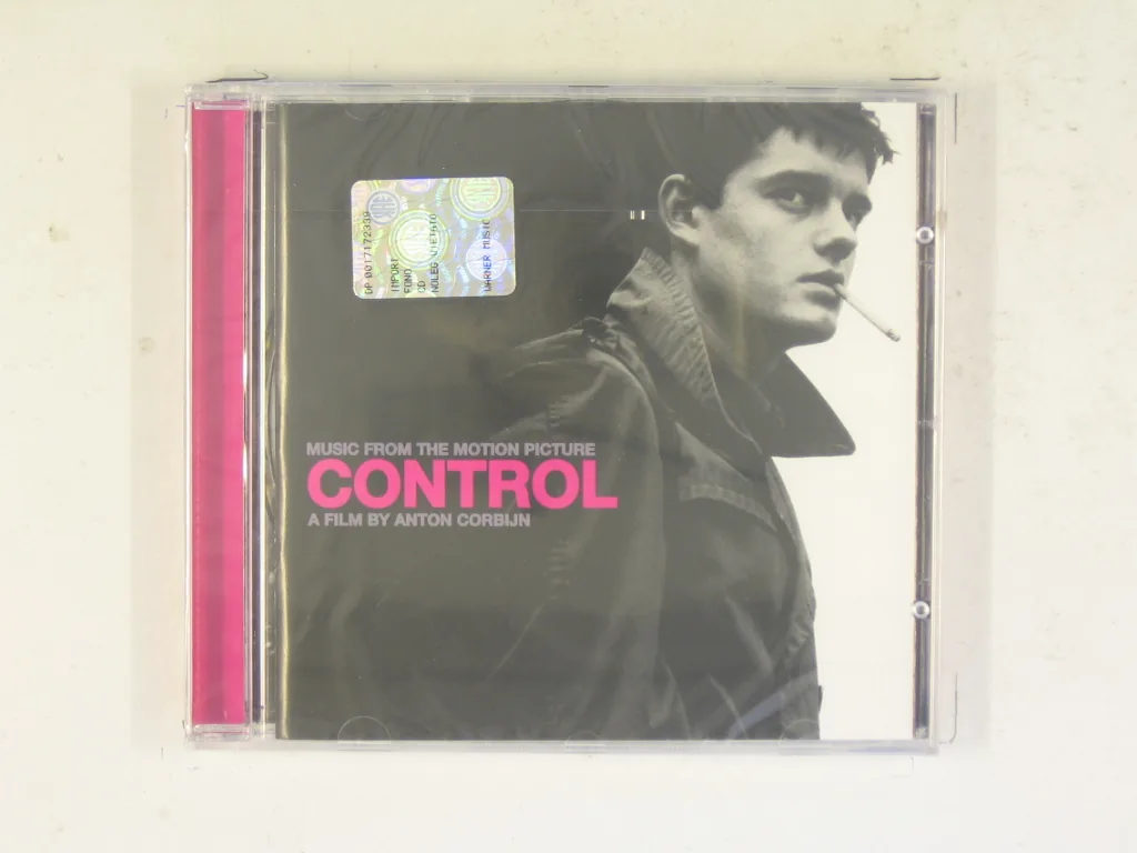 Copertina di Control