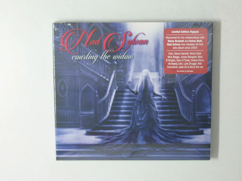 Copertina di Courting The Widow