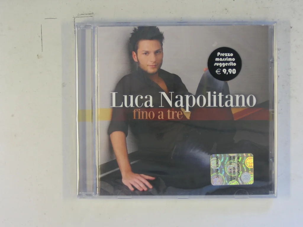 Copertina di Fino A Tre