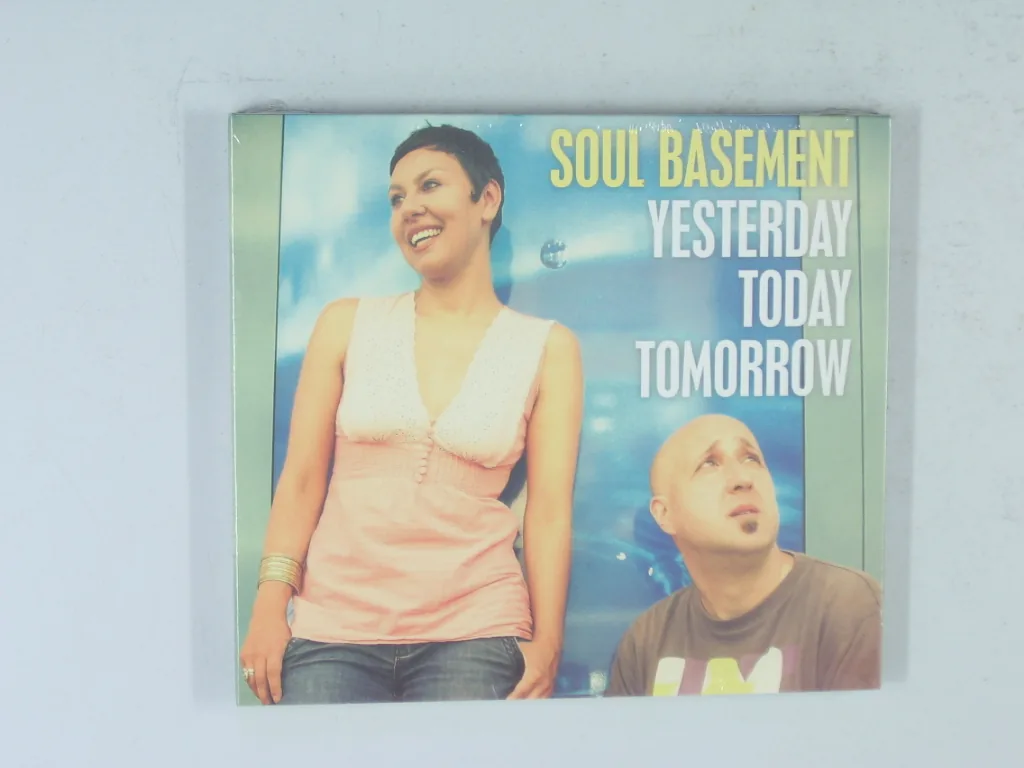 Copertina di Yesterday Today Tomorrow
