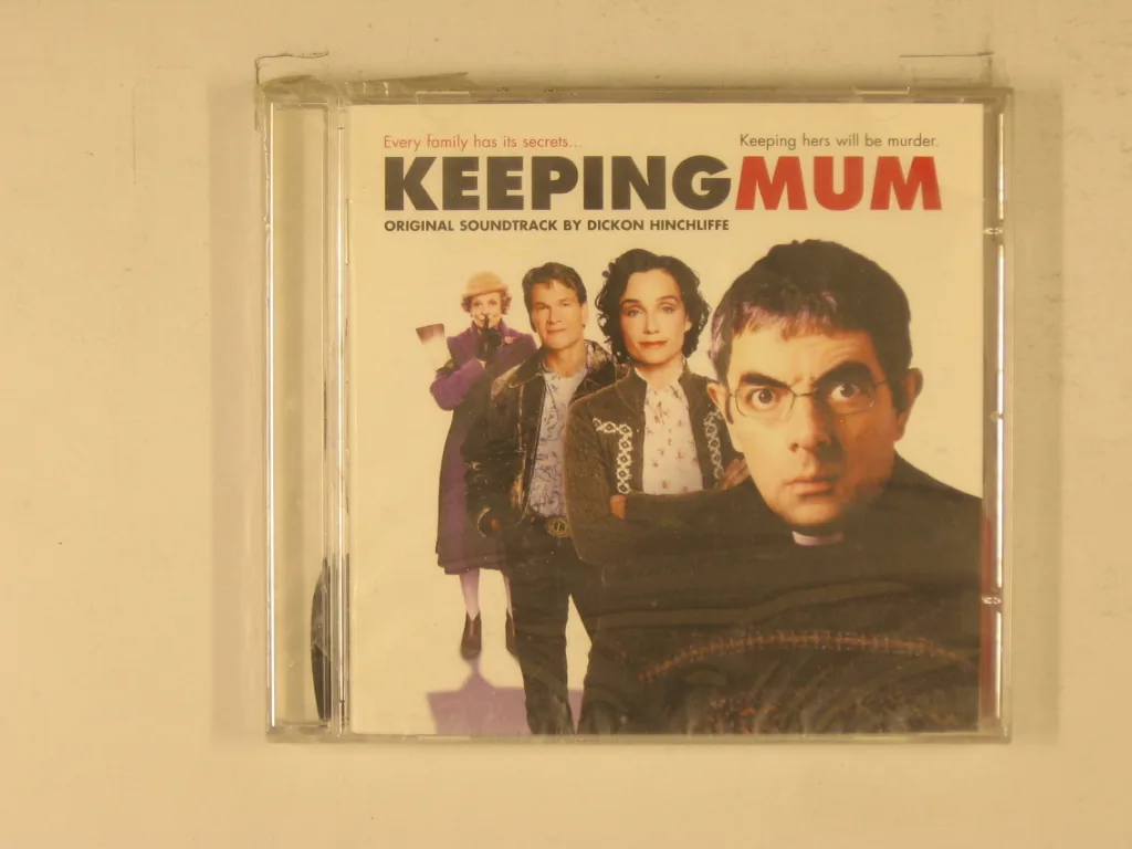 Copertina di Keeping Mum