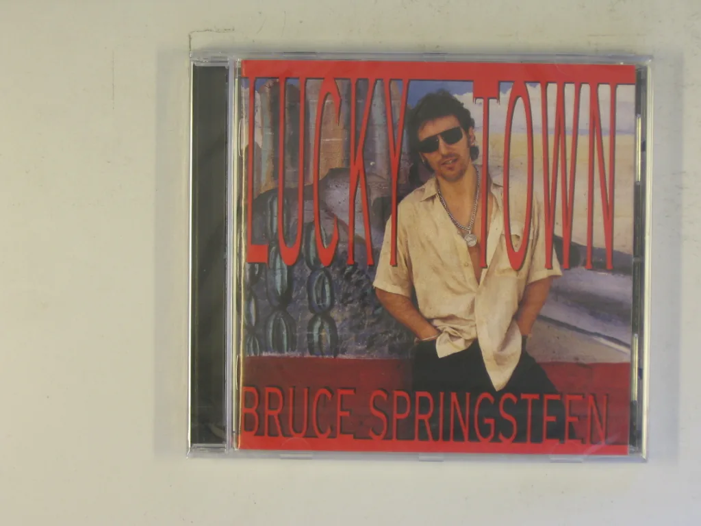 Copertina di Lucky Town