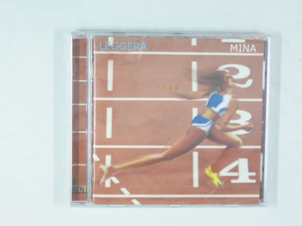 Copertina di Leggera