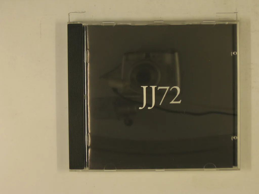 Copertina di Jj72