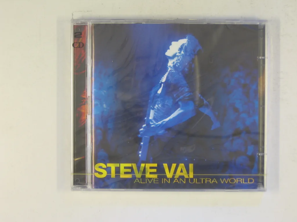 Copertina di Alive In An Ultra World