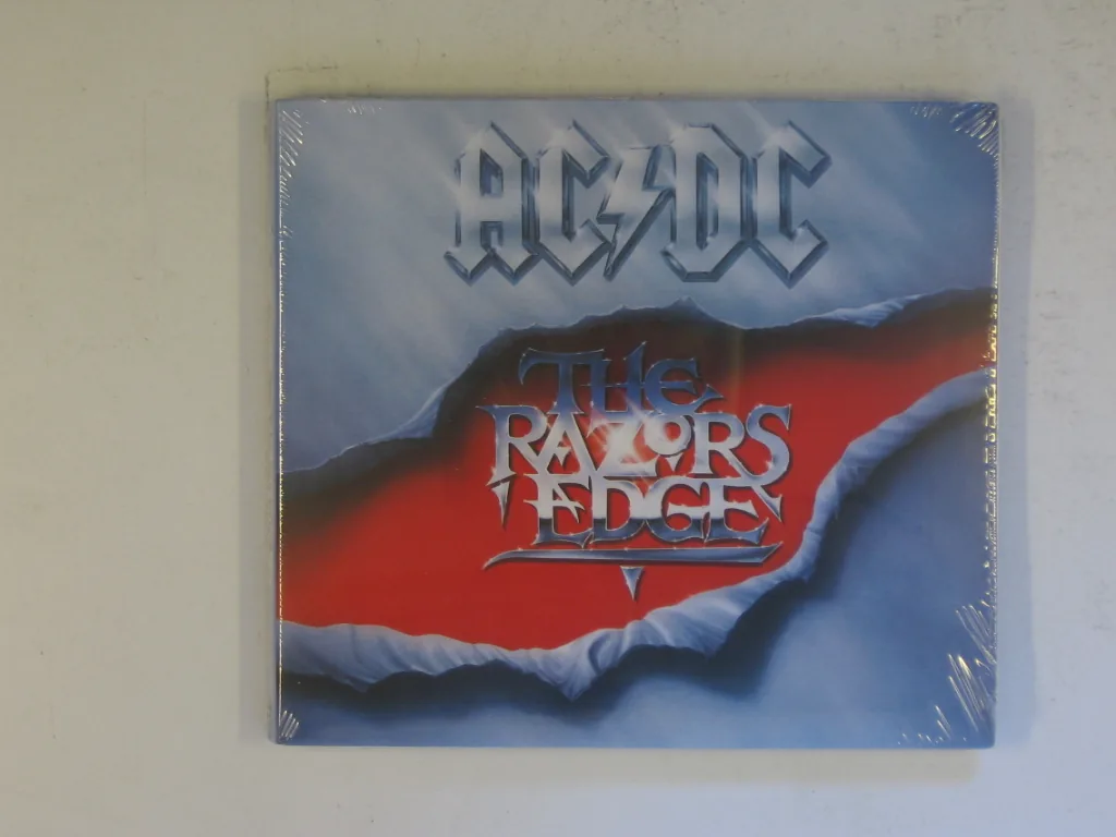 Copertina di The Razors Edge