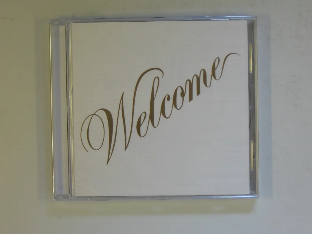 Copertina di Welcome
