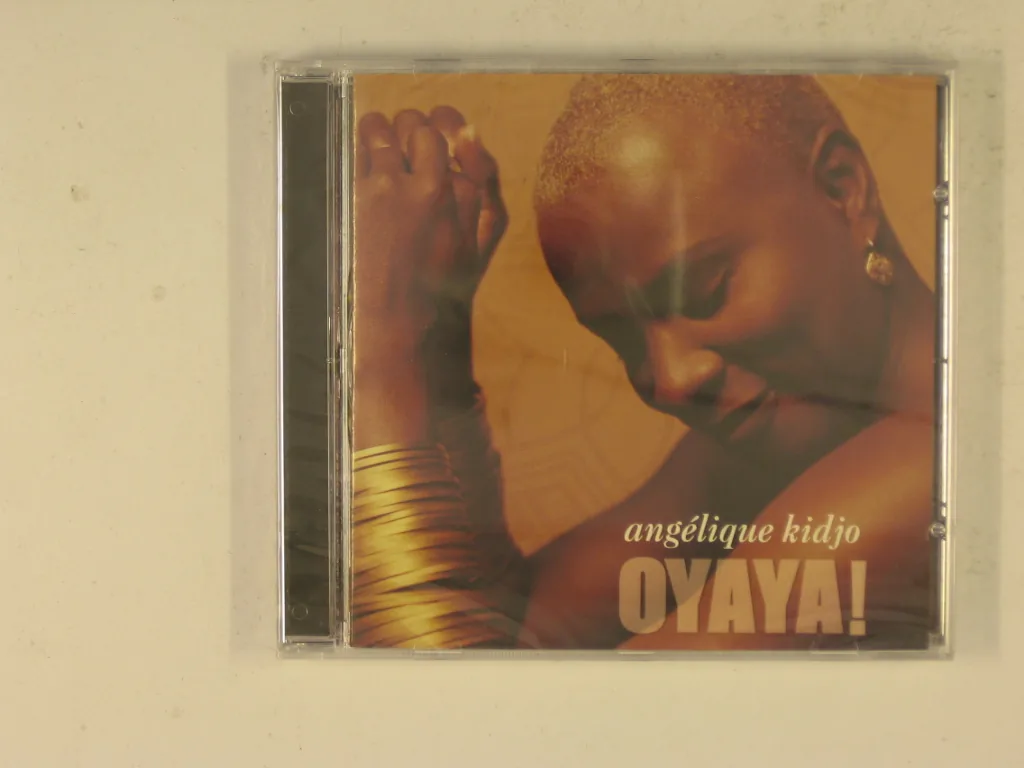 Copertina di Oyaya!