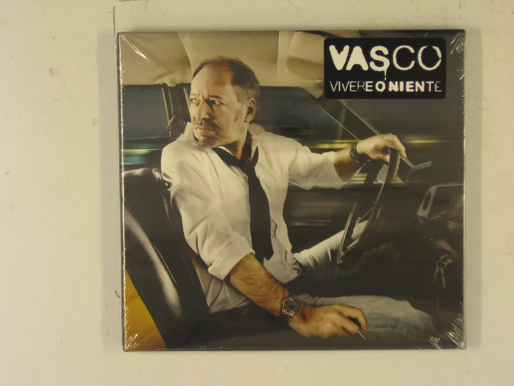 Copertina di Vivere O Niente