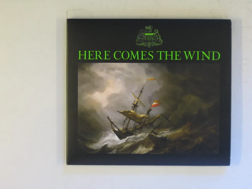 Copertina di Here Comes The Wind