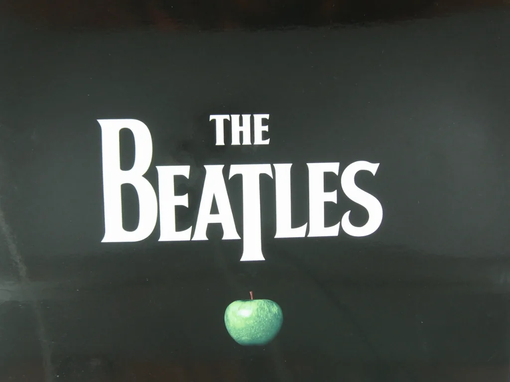 Copertina di The Beatles