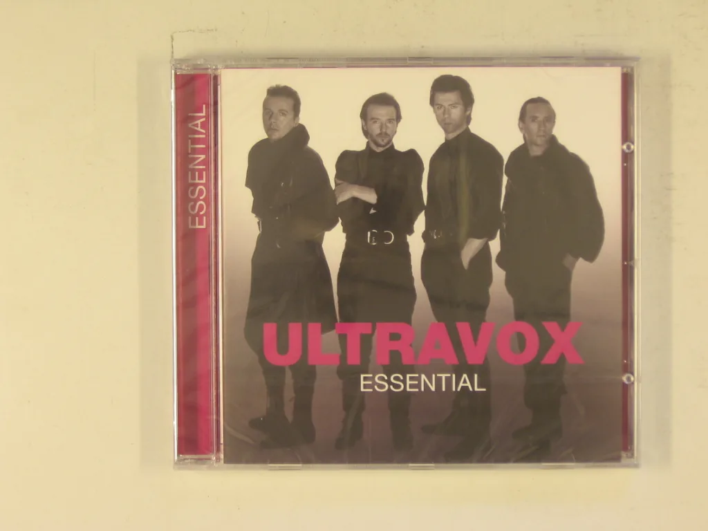 Copertina di Essential