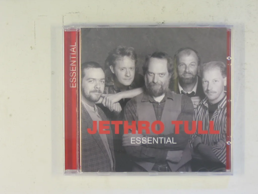 Copertina di Essential