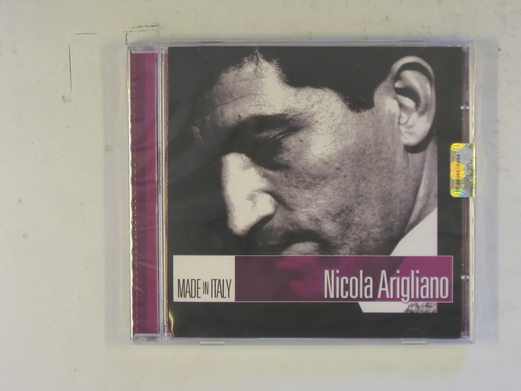 Copertina di Nicola Arigliano