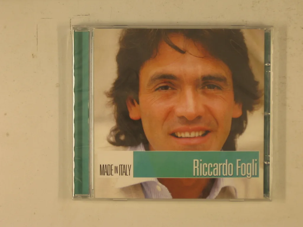 Copertina di Riccardo Fogli