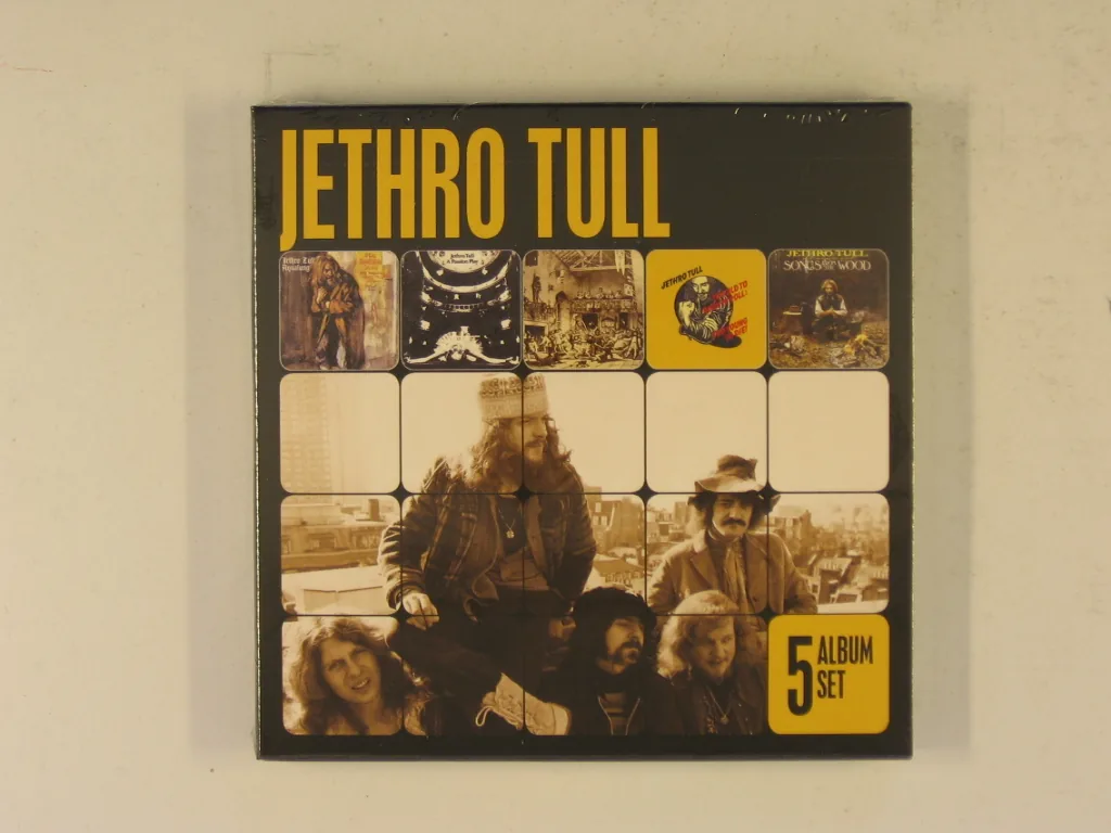 Copertina di Jethro Tull