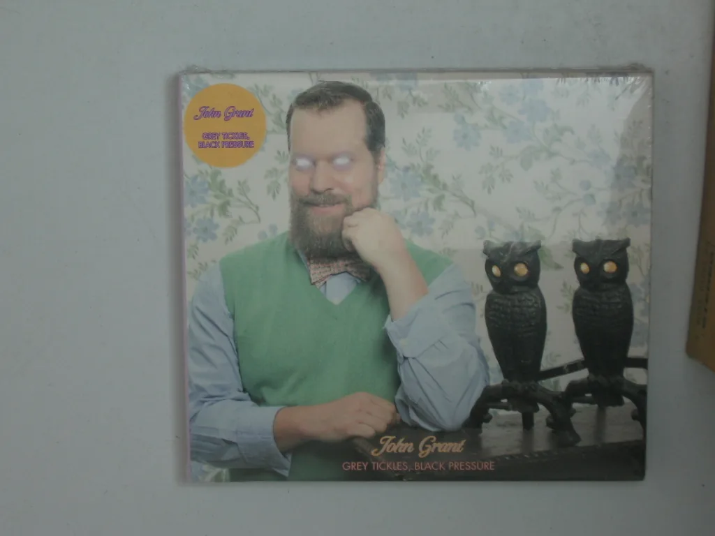 Copertina di Grey Tickles, Black Pressure