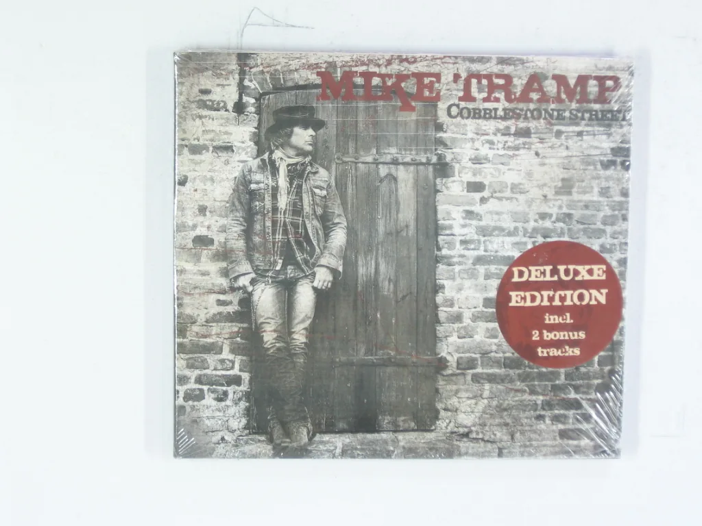 Copertina di Cobblestone Street