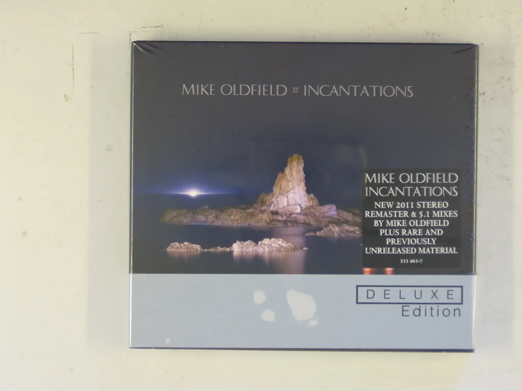 Copertina di Incantations