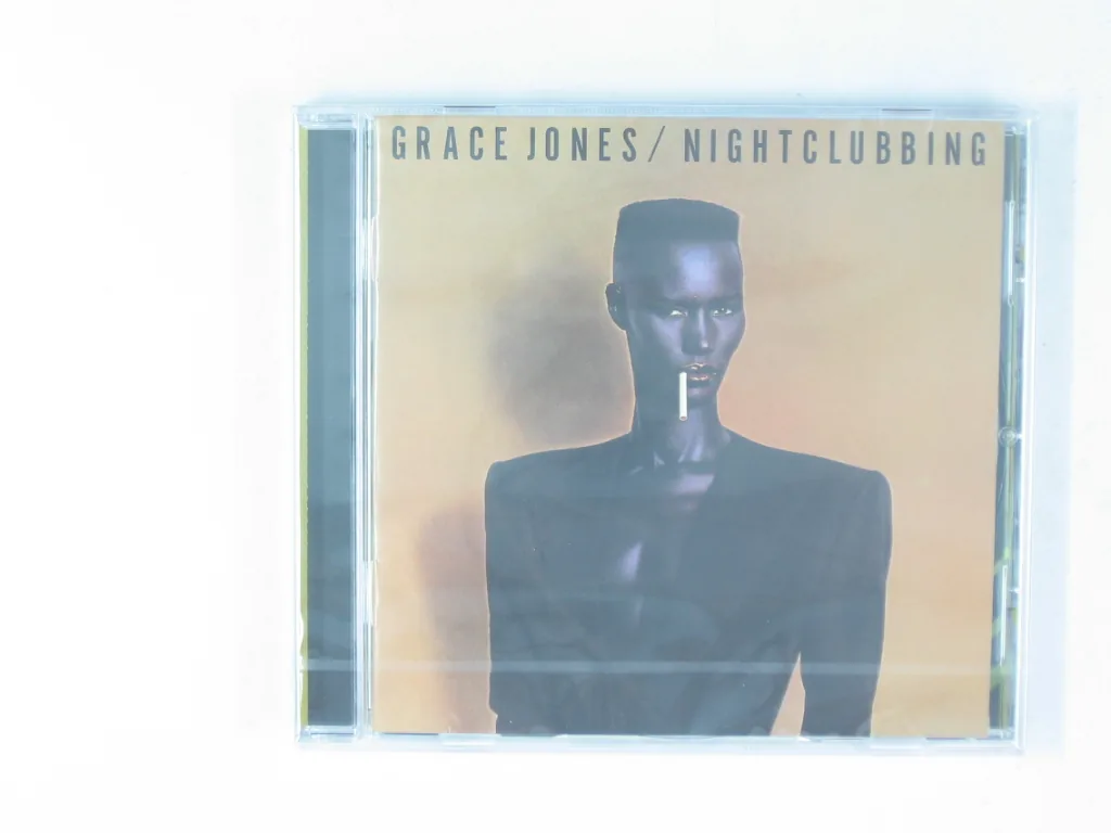 Copertina di Nightclubbing