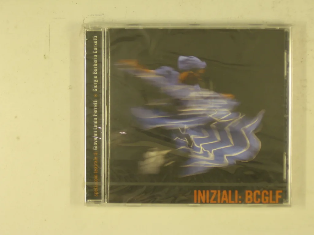 Copertina di Giorgio Barberio Corsetti - Iniziali: Bcglf