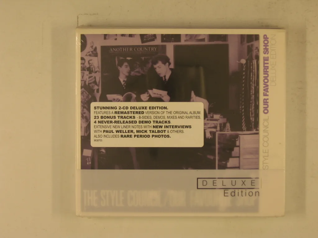 Copertina di Our Favourite Shop