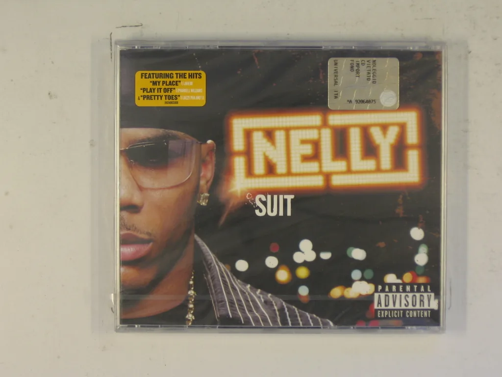 Copertina di Suit