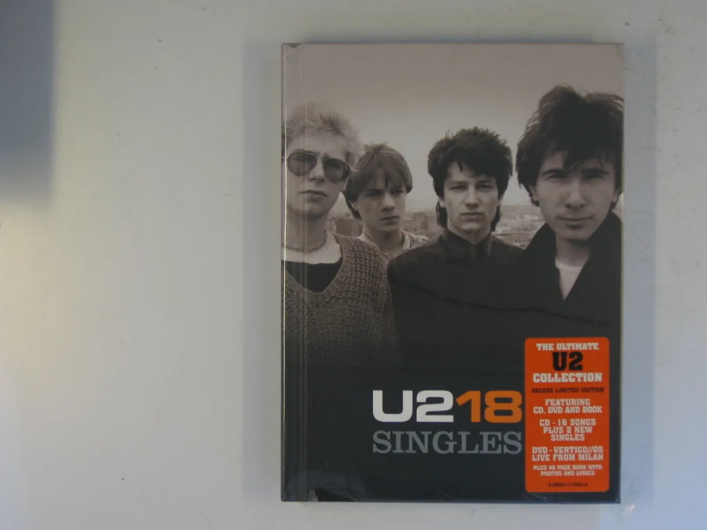 Copertina di 18 Singles