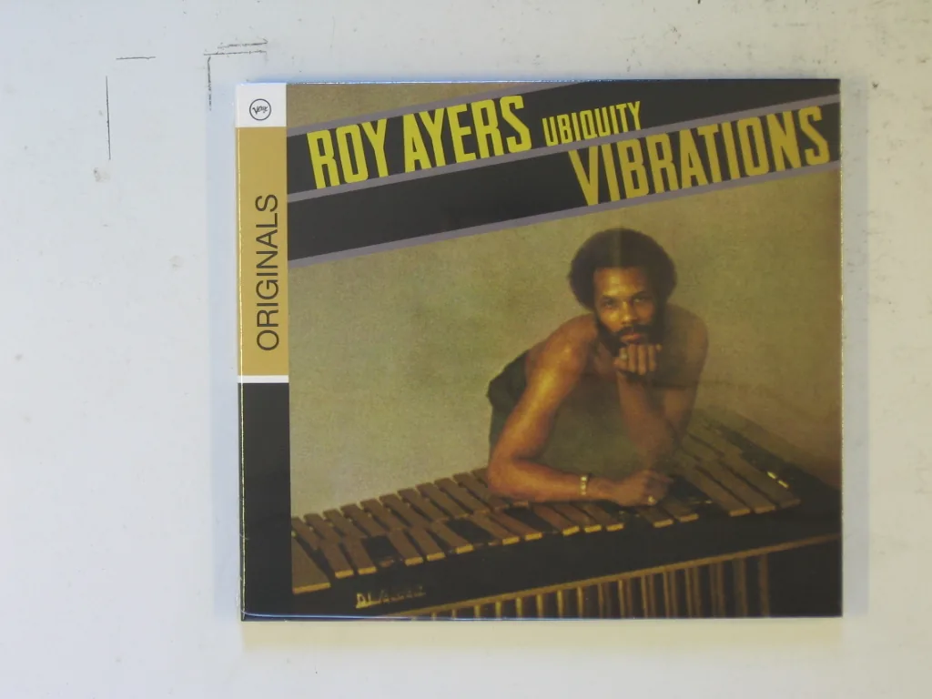 Copertina di Vibrations