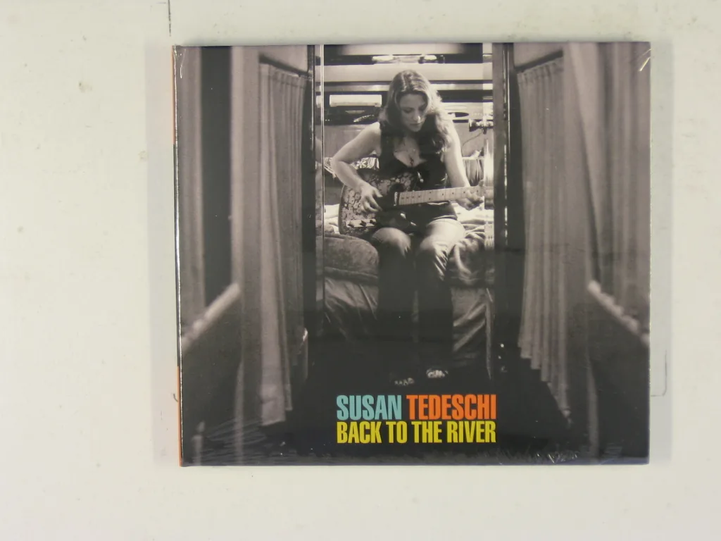 Copertina di Back To The River