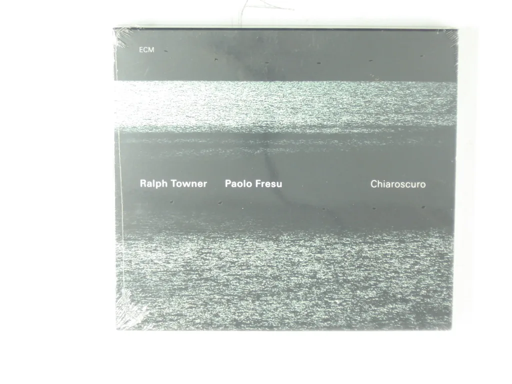 Copertina di Chiaroscuro