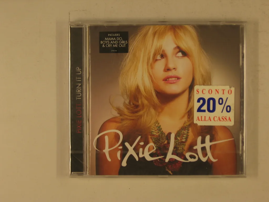 Copertina di Turn It Up