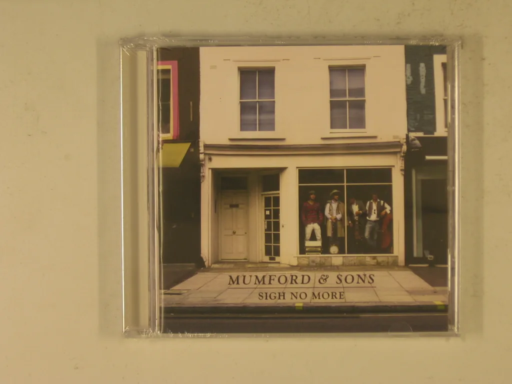 Copertina di Sigh No More