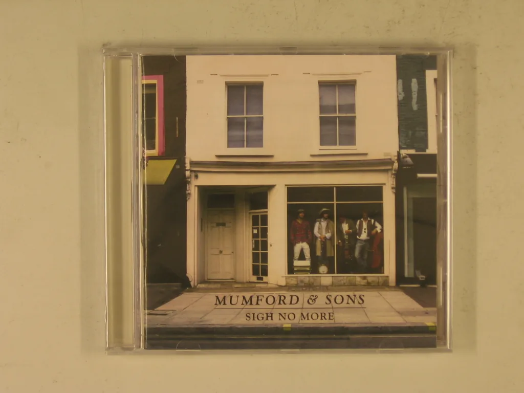 Copertina di Sigh No More