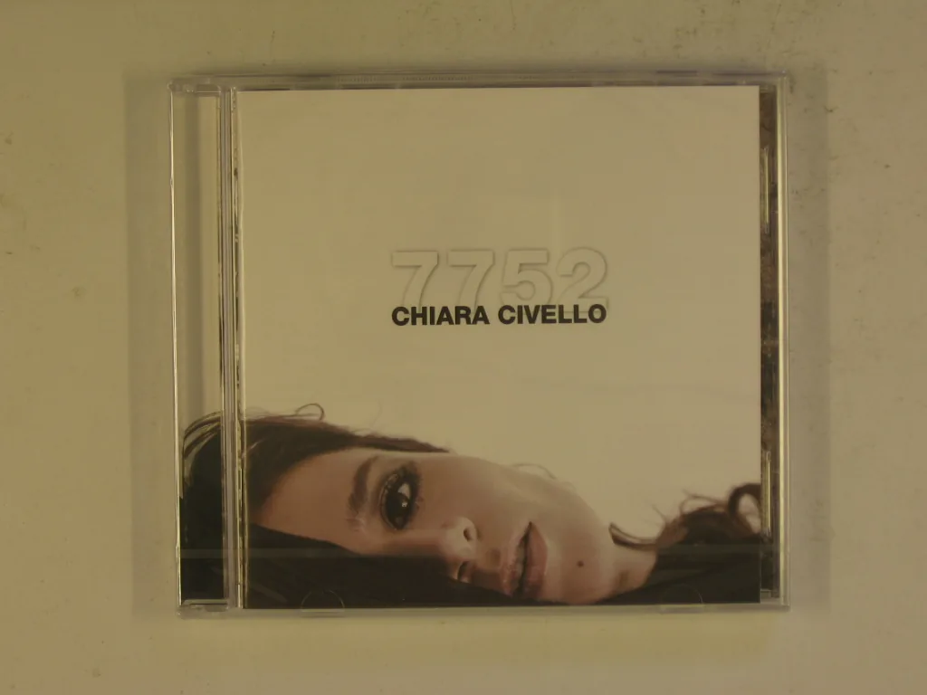 Copertina di 7752
