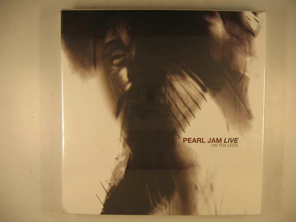 Copertina di Live On Ten Legs