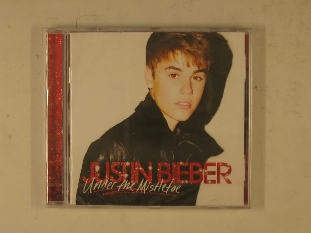 Copertina di Under The Mistletoe