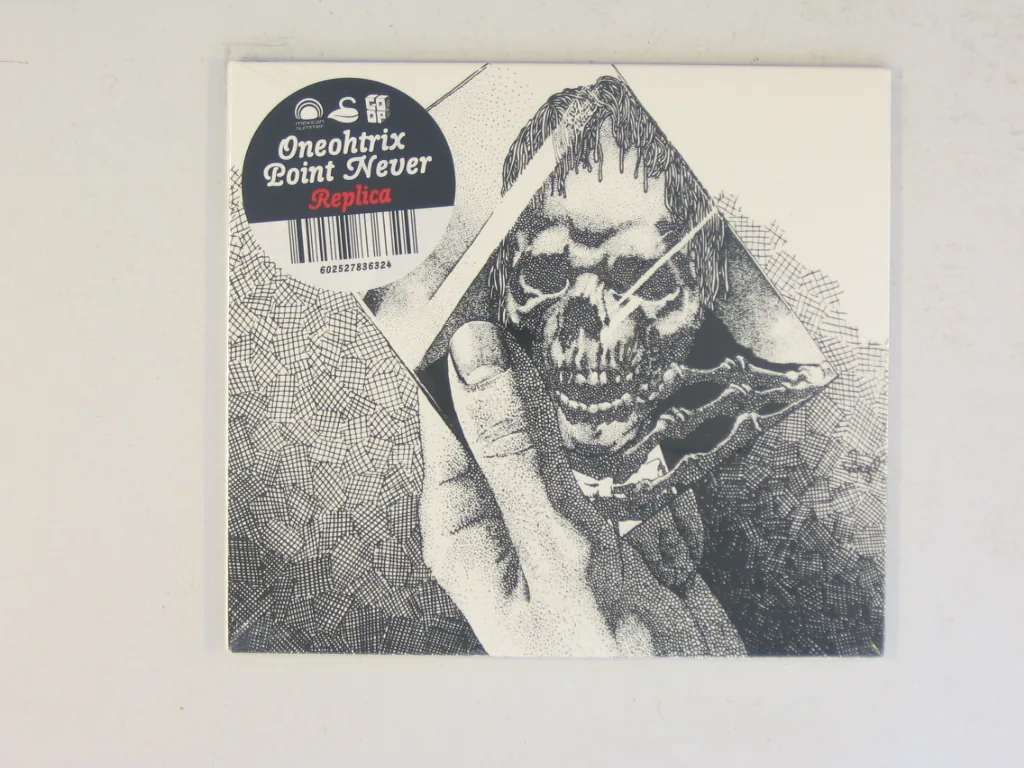 Copertina di Replica