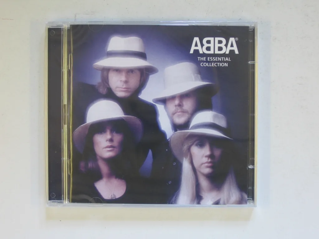 Copertina di The Essential Collection