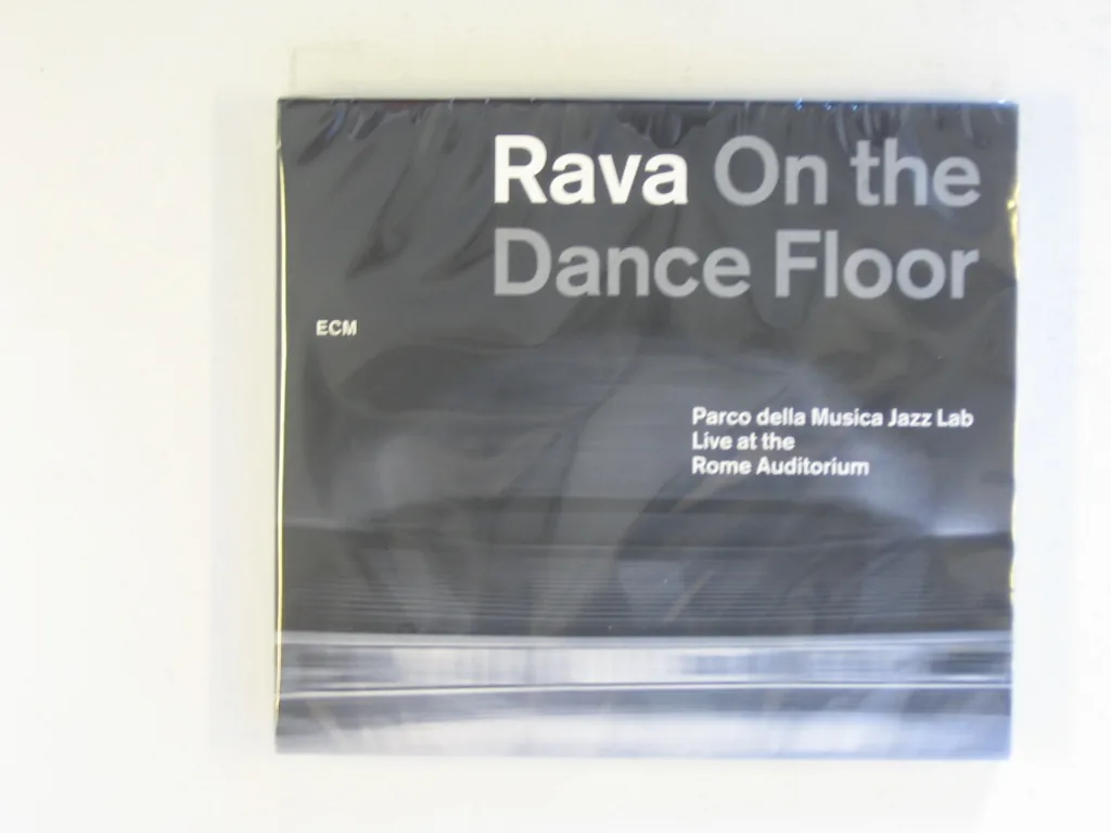 Copertina di On The Dance Floor
